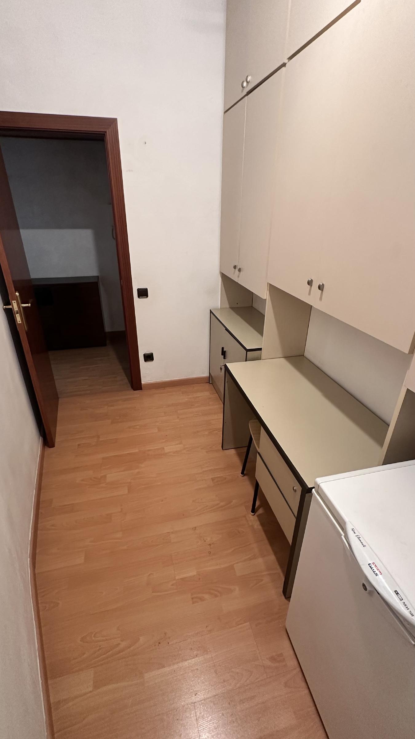 Imagen 10 Piso en venta en Barcelona / Comte Borrell - Mercat Sant Antoni