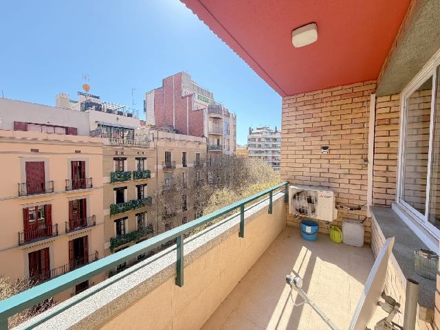 Imagen 8 Inmueble 301527 - Piso en venta en Barcelona / Comte Borrell - Mercat Sant Antoni