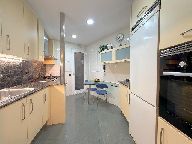 Imagen 3 Inmueble 301527 - Piso en venta en Barcelona / Comte Borrell - Mercat Sant Antoni