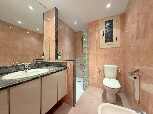 Imagen 4 Inmueble 301527 - Piso en venta en Barcelona / Comte Borrell - Mercat Sant Antoni