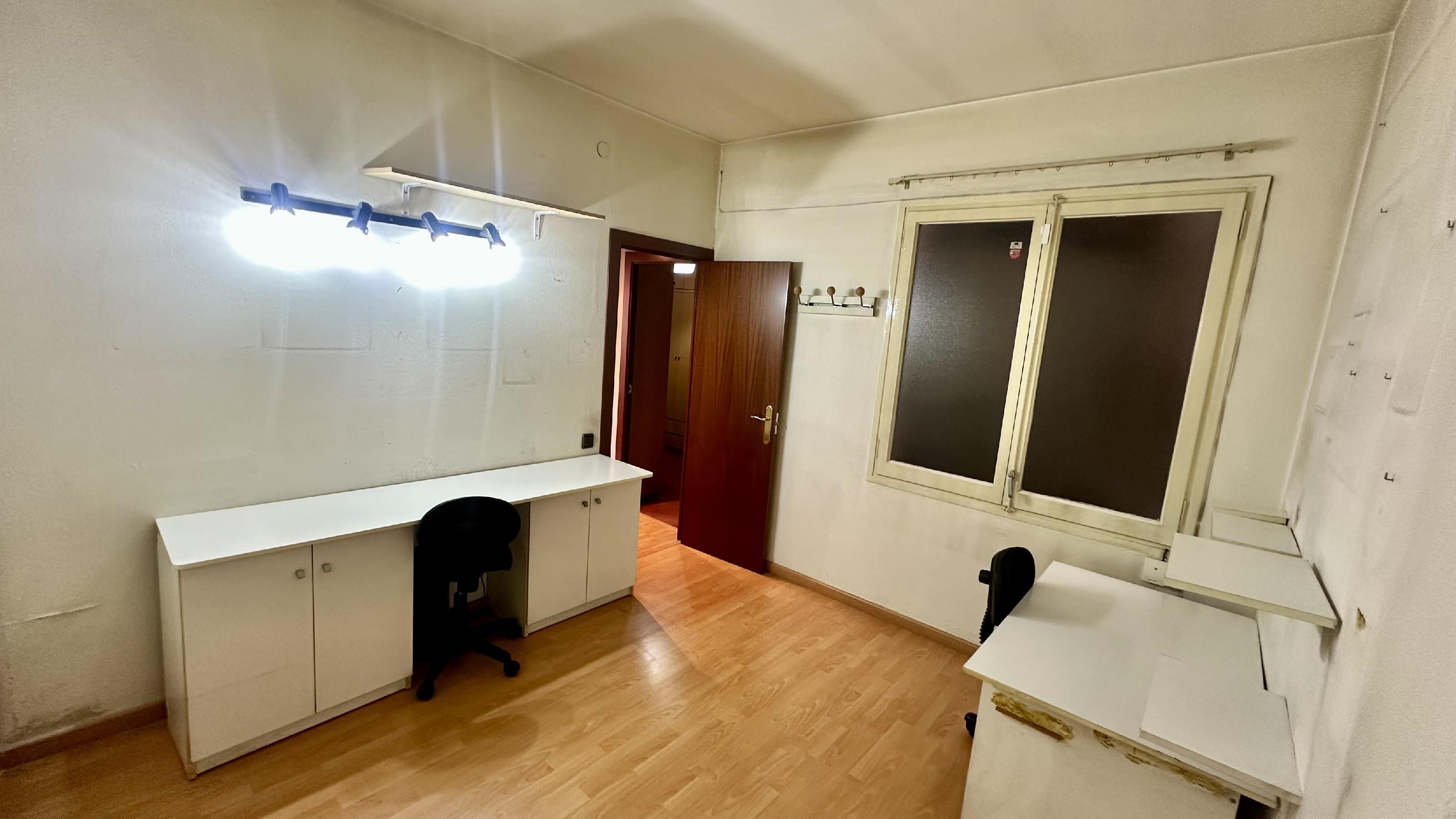 Imagen 16 Piso en venta en Barcelona / Comte Borrell - Mercat Sant Antoni