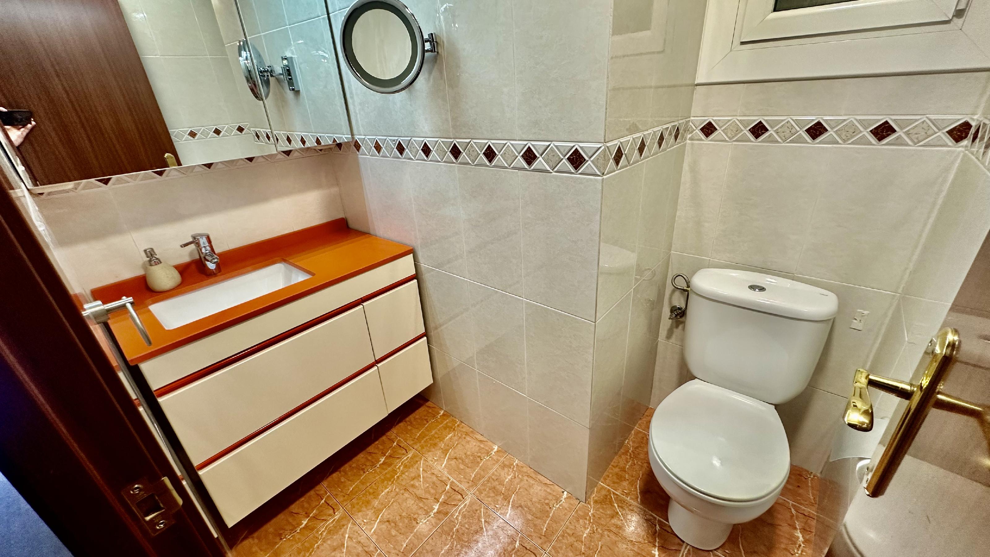 Imagen 5 Piso en venta en Barcelona / Comte Borrell - Mercat Sant Antoni