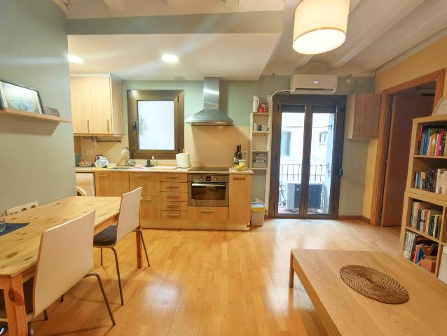 Imagen 2 Inmueble 301693 - Piso en venta en Barcelona / Junto Paso Marítim - La Barceloneta