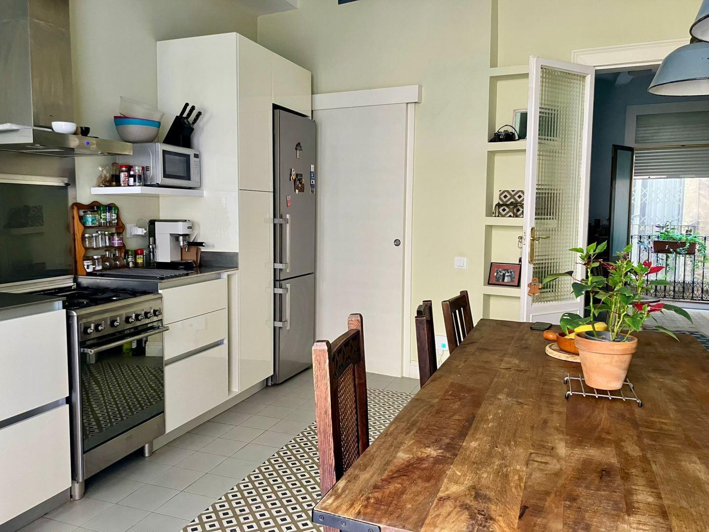 Imagen 7 Piso en venta en Barcelona / Junto Mercado Santa Caterina