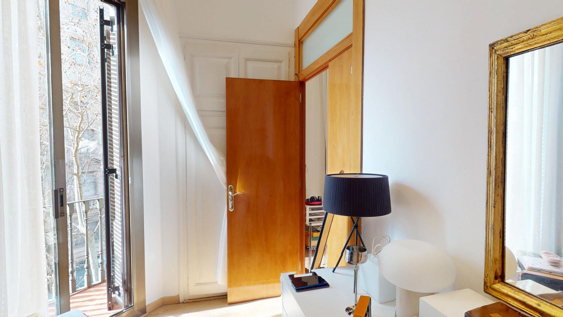 Imagen 16 Piso en venta en Barcelona / Junto Ronda Sant Pere