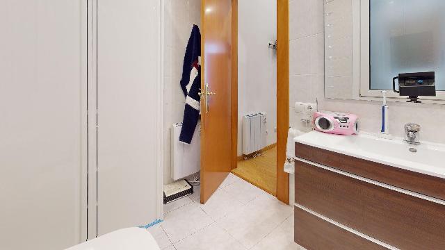 Imagen 4 Inmueble 301859 - Piso en venta en Barcelona / Junto Ronda Sant Pere