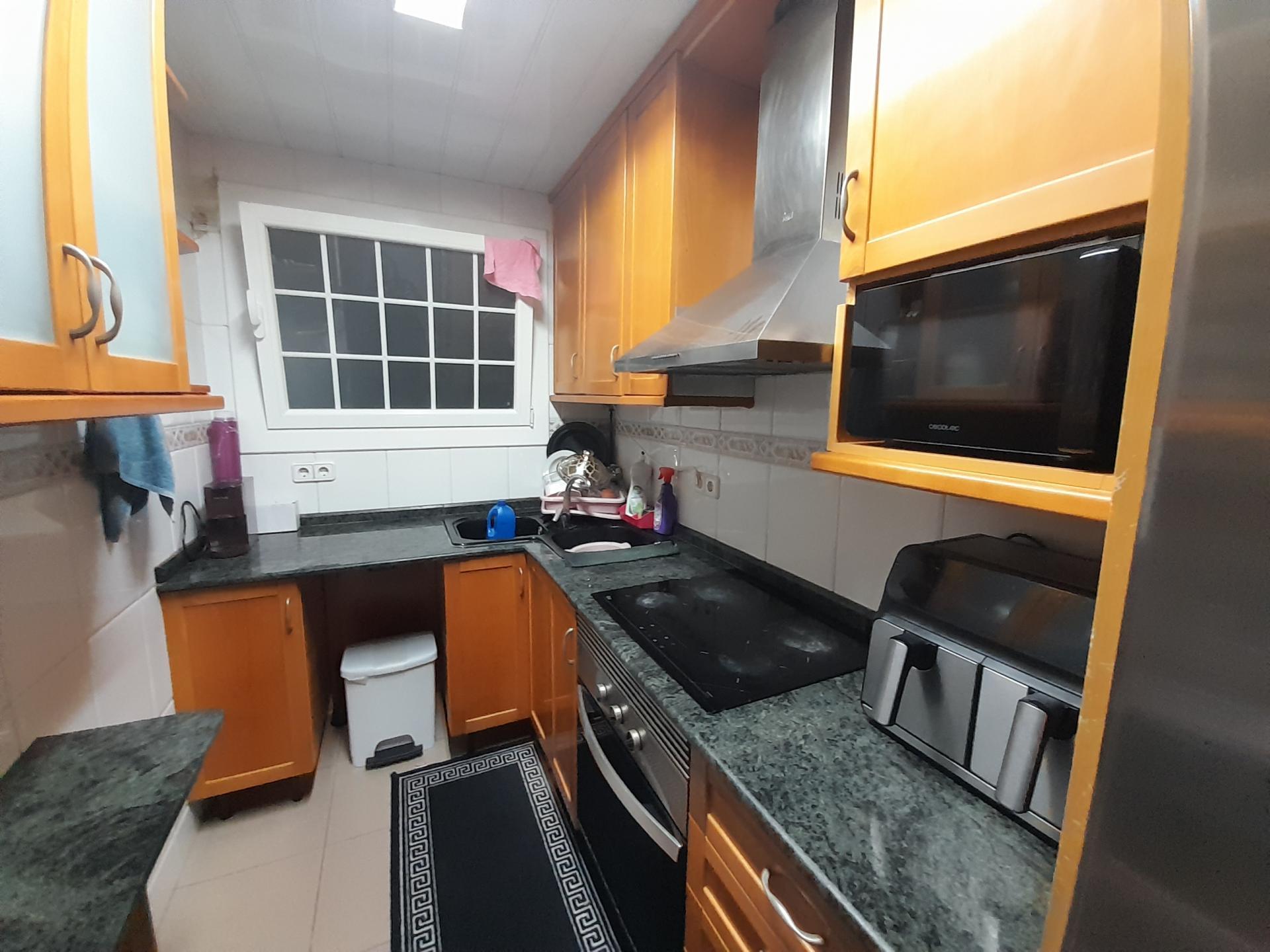 Imagen 3 Piso en venta en Hospitalet De Llobregat L´ / Junto Metro de Can Vidalet