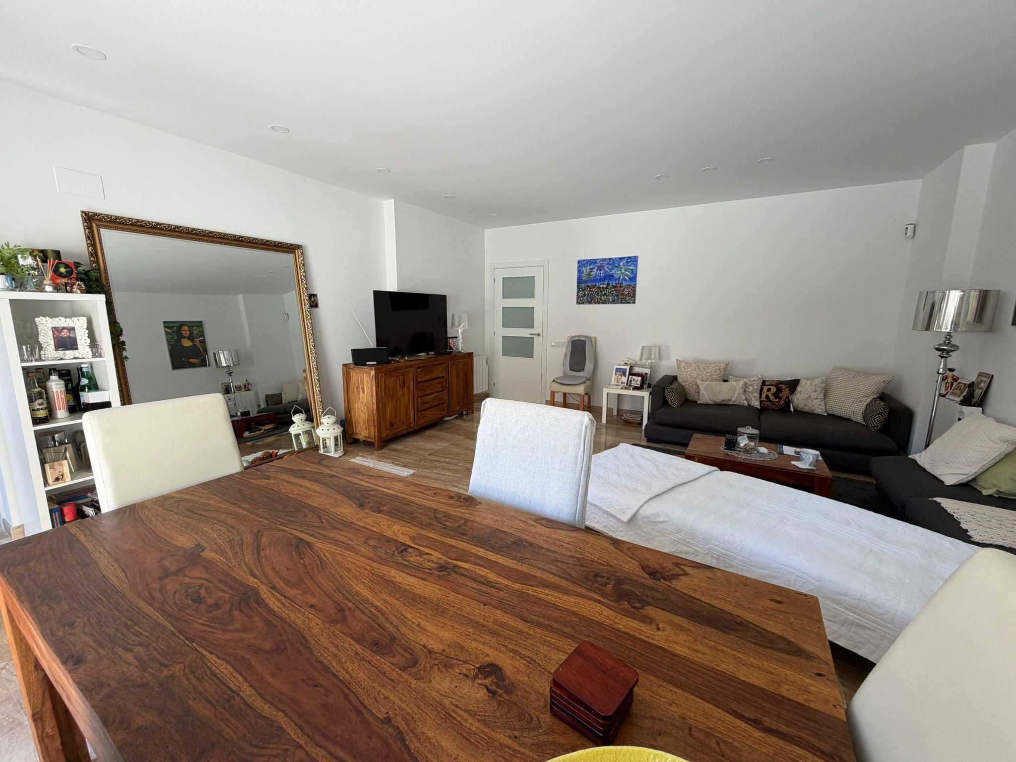 Imagen 2 Piso en venta en Hospitalet De Llobregat L´ / Mercat Can Serra