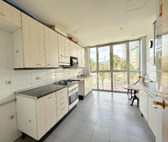 Imagen 3 Inmueble 302612 - Piso en venta en Barcelona / Junto Plaça Cerdà