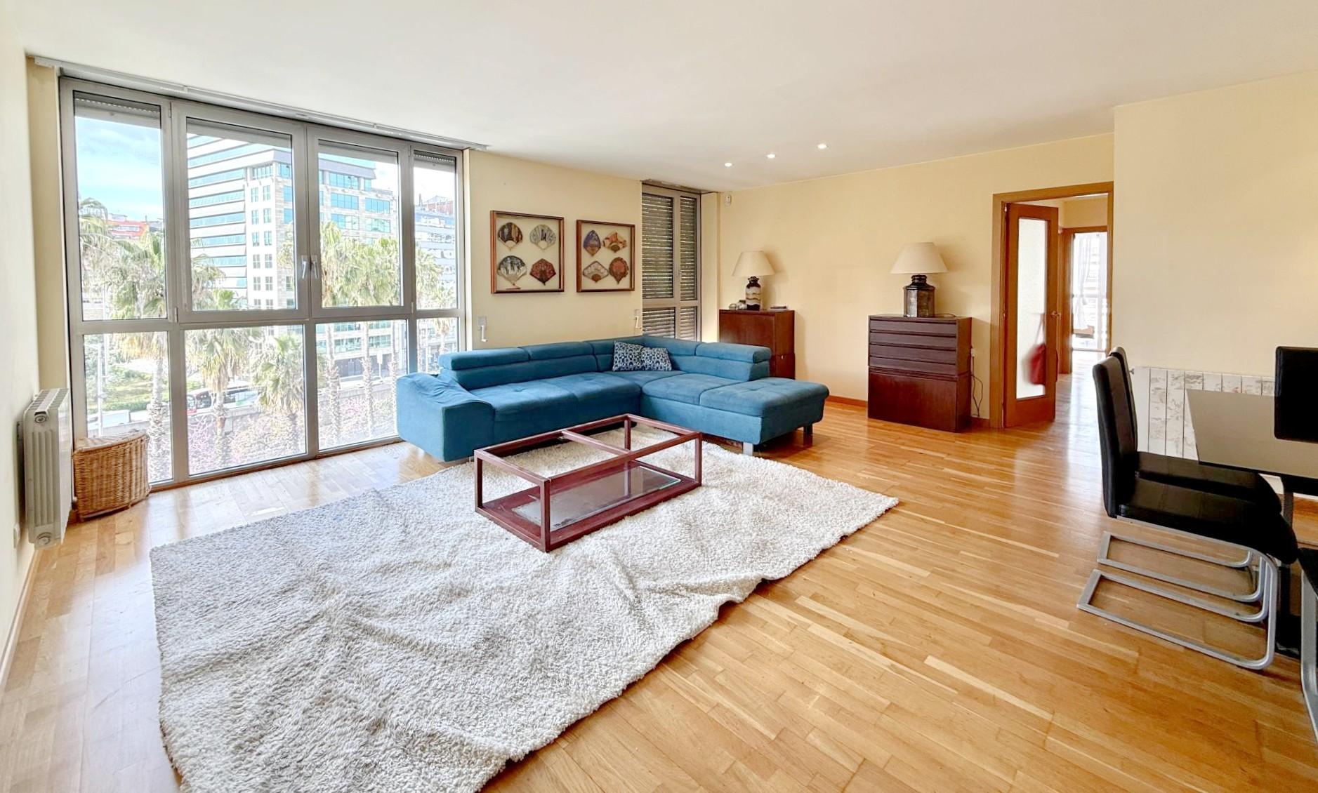 Imagen 2 Piso en venta en Barcelona / Junto Plaça Cerdà