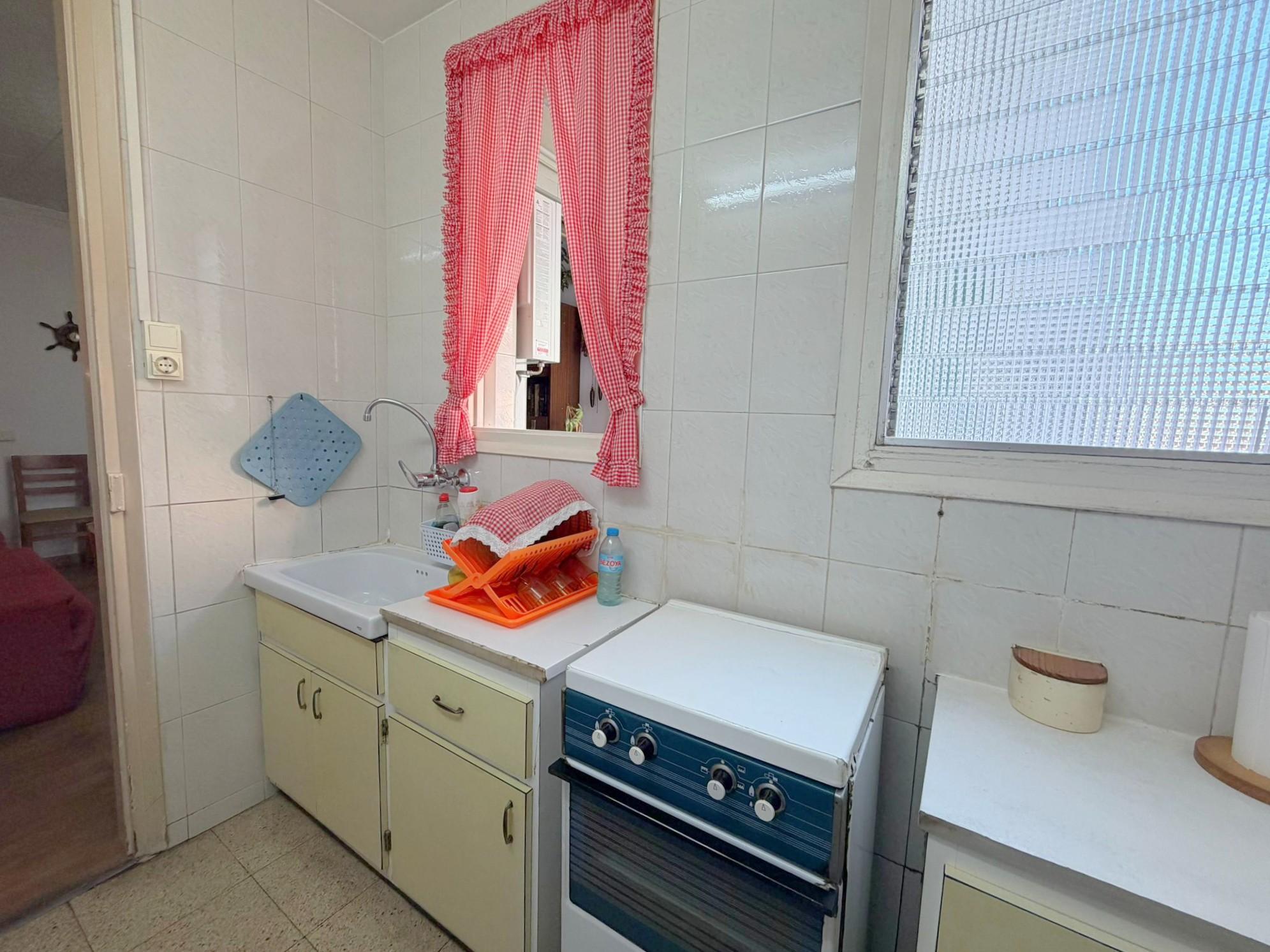 Imagen 15 Piso en venta en Barcelona / Junto Ronda Sant Antoni y metro L2