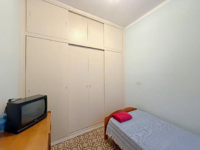 Imagen 30 Inmueble 302698 - Piso en venta en Barcelona / Junto Ronda Sant Antoni y metro L2