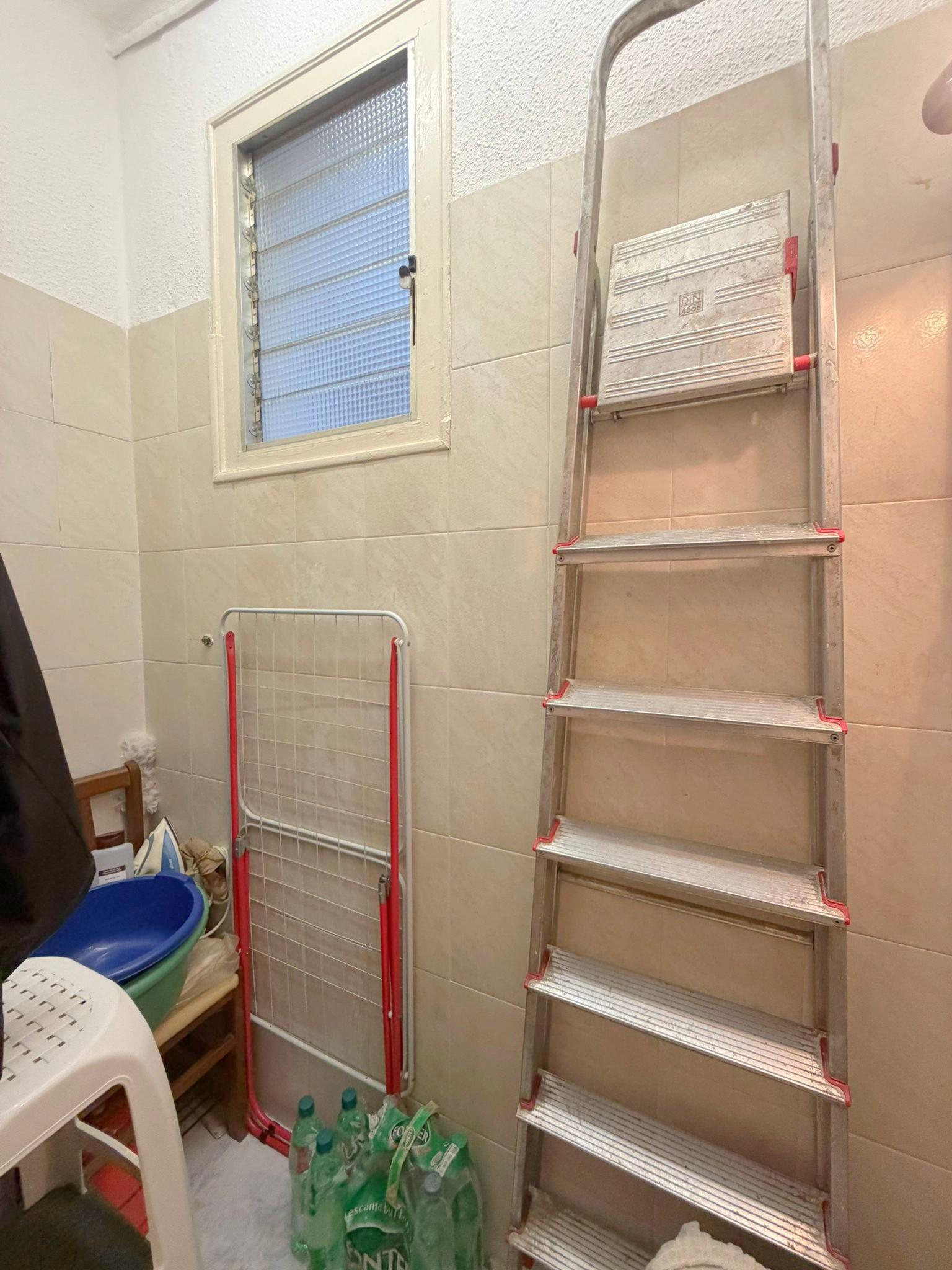 Imagen 19 Piso en venta en Barcelona / Junto Ronda Sant Antoni y metro L2