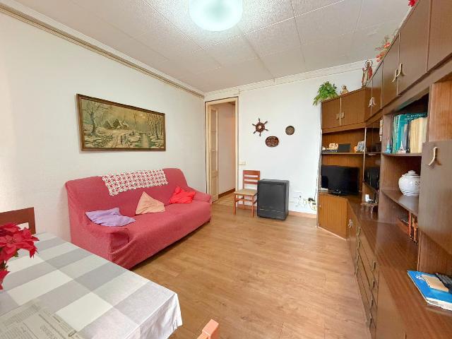 Imagen 8 Inmueble 302698 - Piso en venta en Barcelona / Junto Ronda Sant Antoni y metro L2