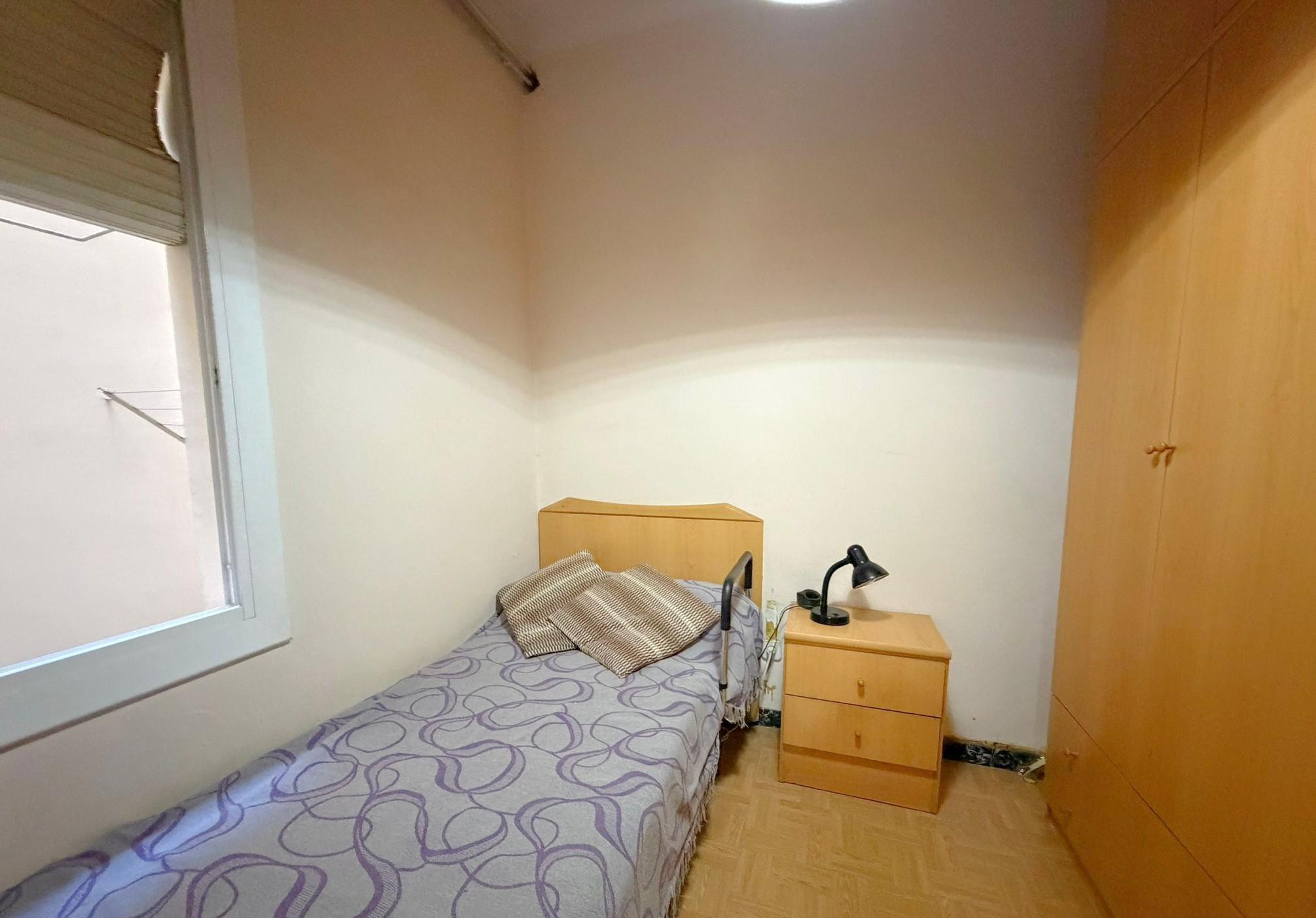 Imagen 23 Piso en venta en Barcelona / Junto Plaça Universitat