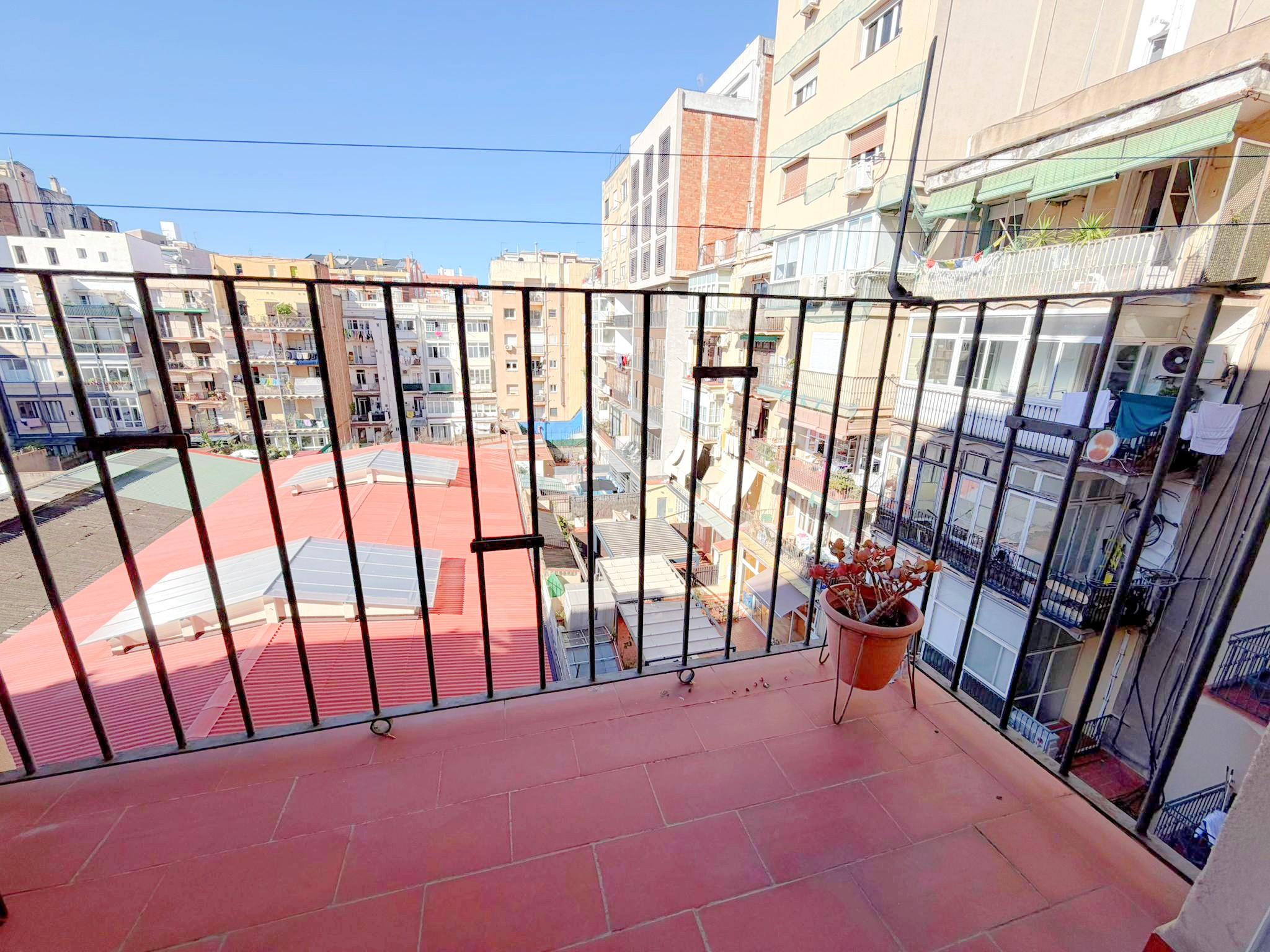 Imagen 20 Piso en venta en Barcelona / Junto Plaça Universitat