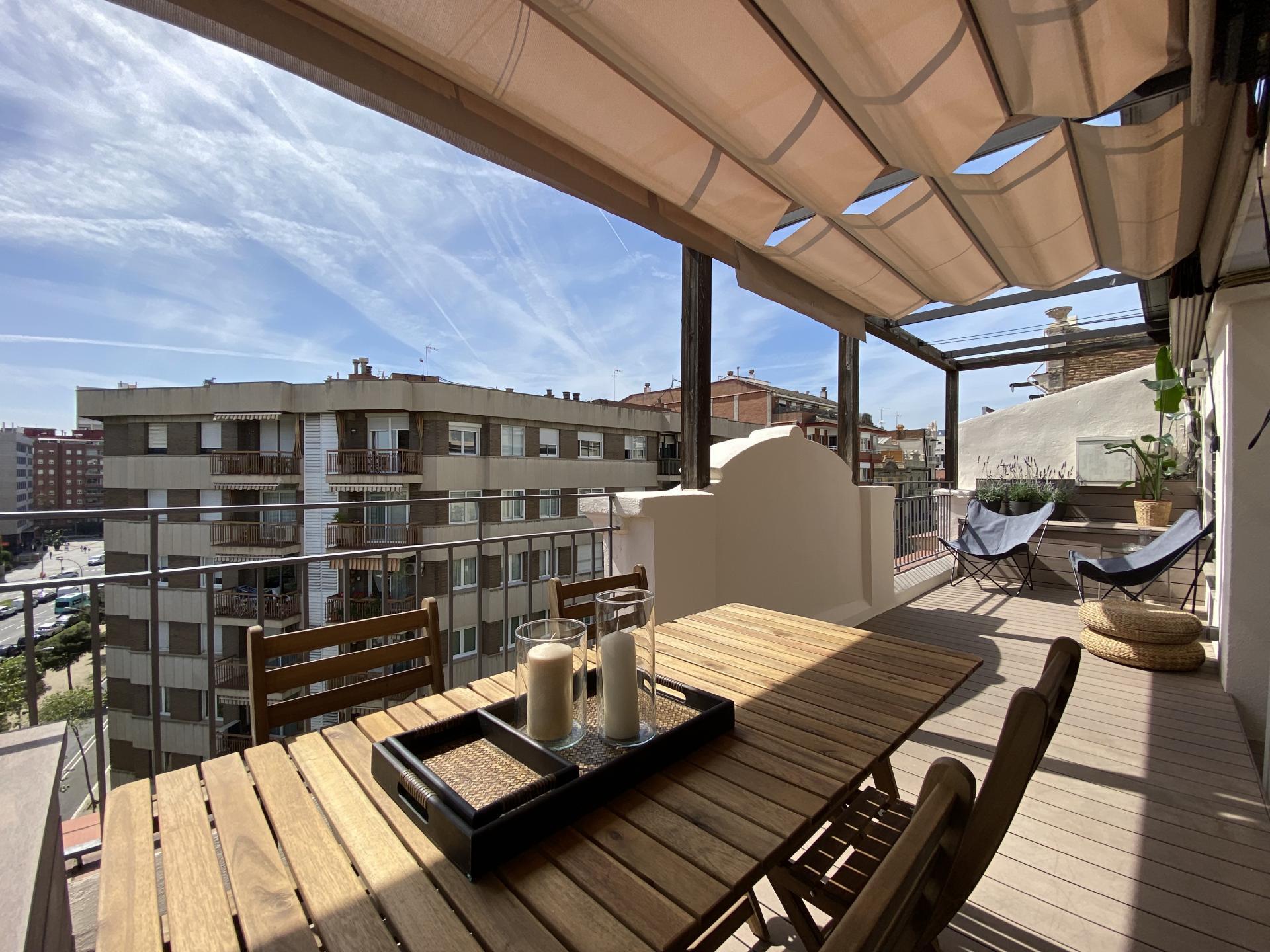 Imagen 1 Ático en venta en Barcelona / Junto Avda. de Roma