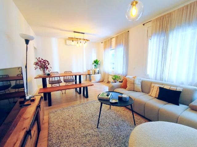 Imagen 1 Inmueble 302991 - Piso en venta en Barcelona / Junto Plaça Rovira