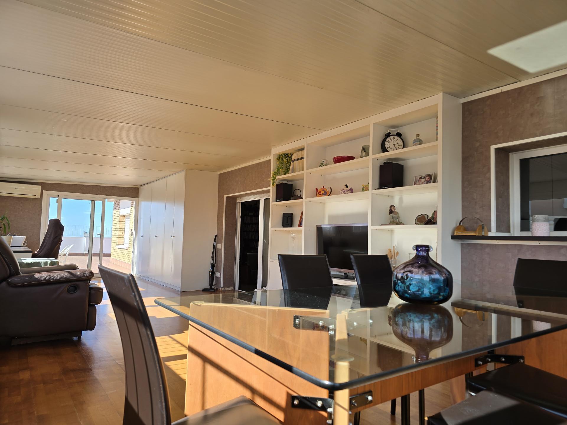 Imagen 2 Piso en venta en Barcelona / Junto Cardenal reig