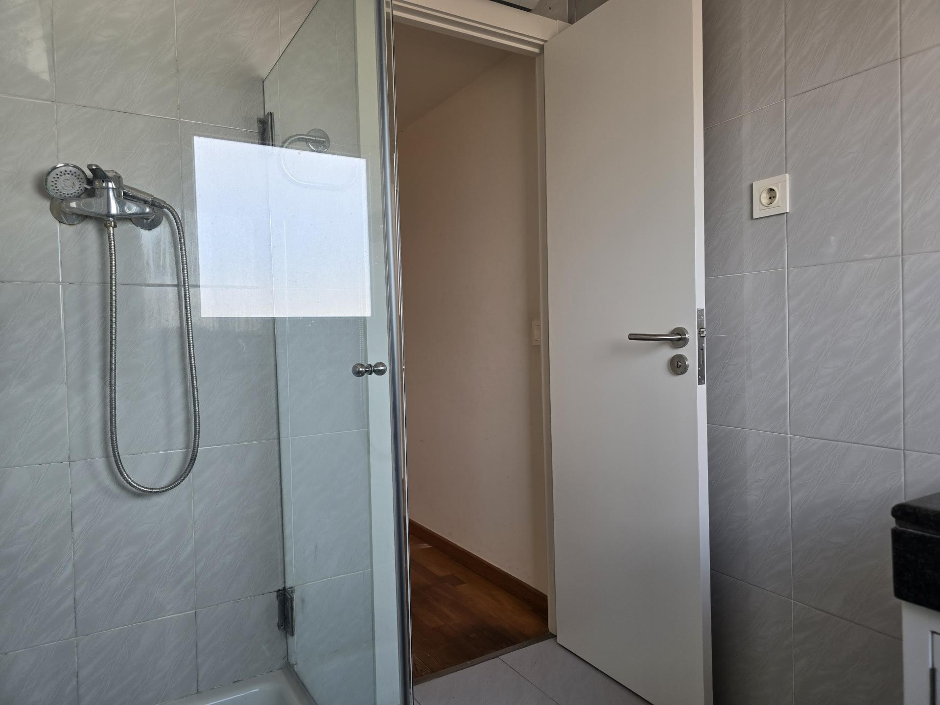 Imagen 35 Piso en venta en Barcelona / Junto Cardenal reig