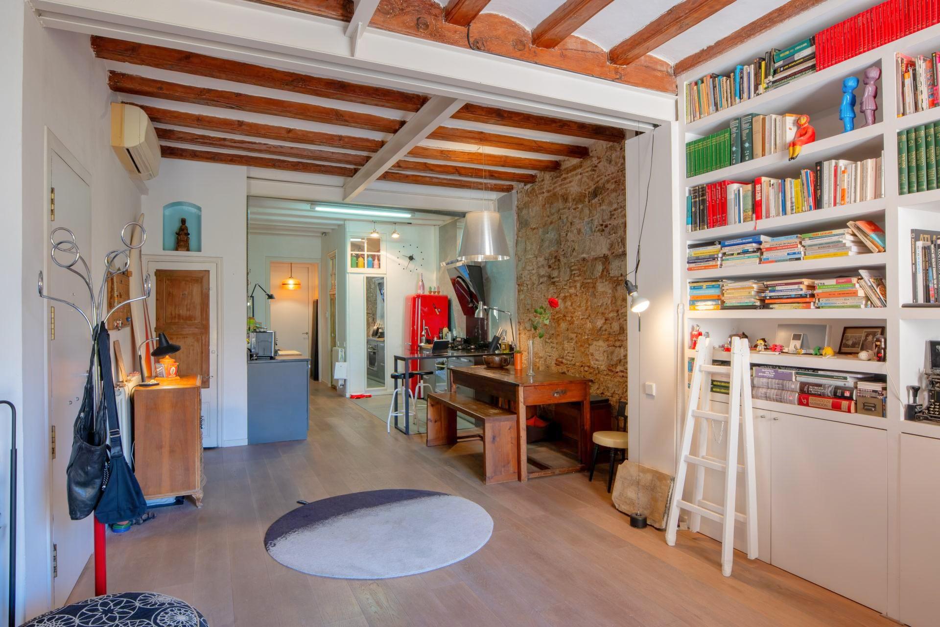 Imagen 7 Piso en venta en Barcelona / Plaça de Jaume Sabartés