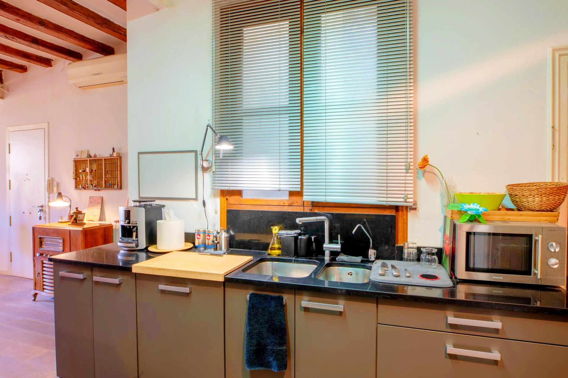 Imagen 9 Piso en venta en Barcelona / Plaça de Jaume Sabartés