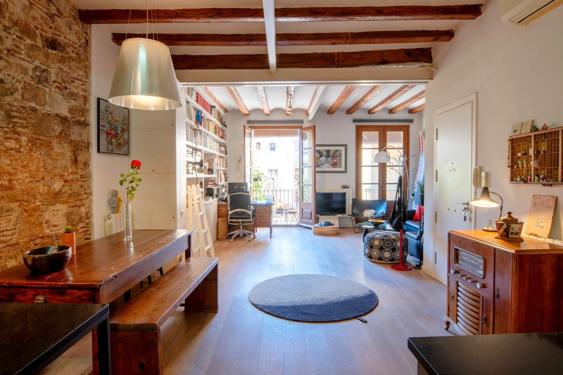 Imagen 1 Piso en venta en Barcelona / Plaça de Jaume Sabartés