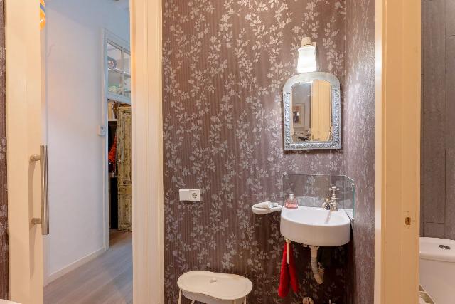 Imagen 11 Inmueble 303383 - Piso en venta en Barcelona / Plaça de Jaume Sabartés