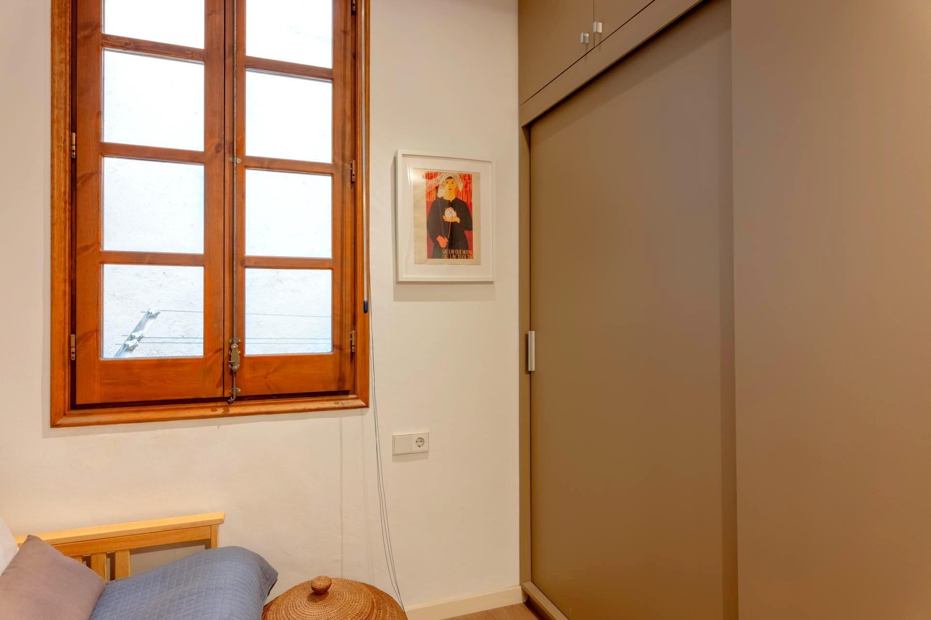 Imagen 23 Piso en venta en Barcelona / Plaça de Jaume Sabartés
