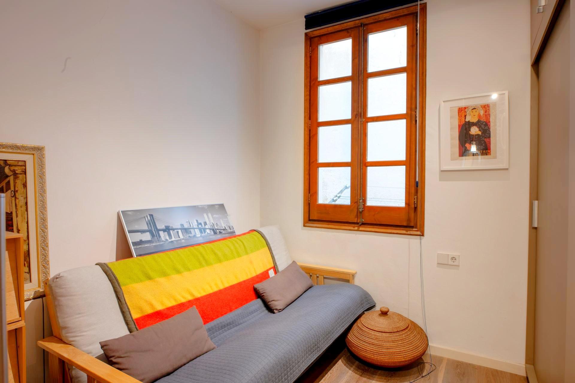 Imagen 25 Piso en venta en Barcelona / Plaça de Jaume Sabartés