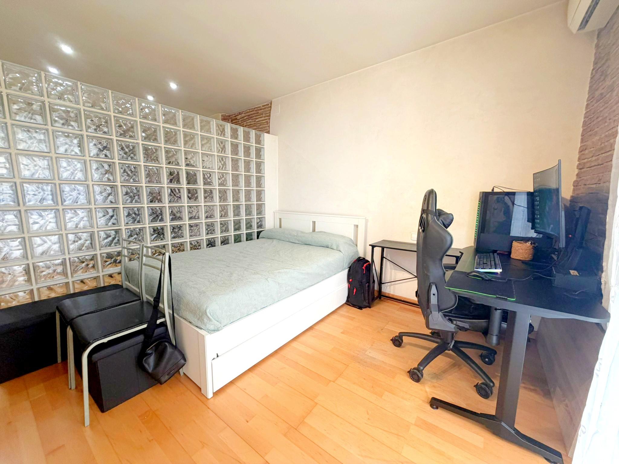 Imagen 4 Piso en venta en Barcelona / Carrer del Carme