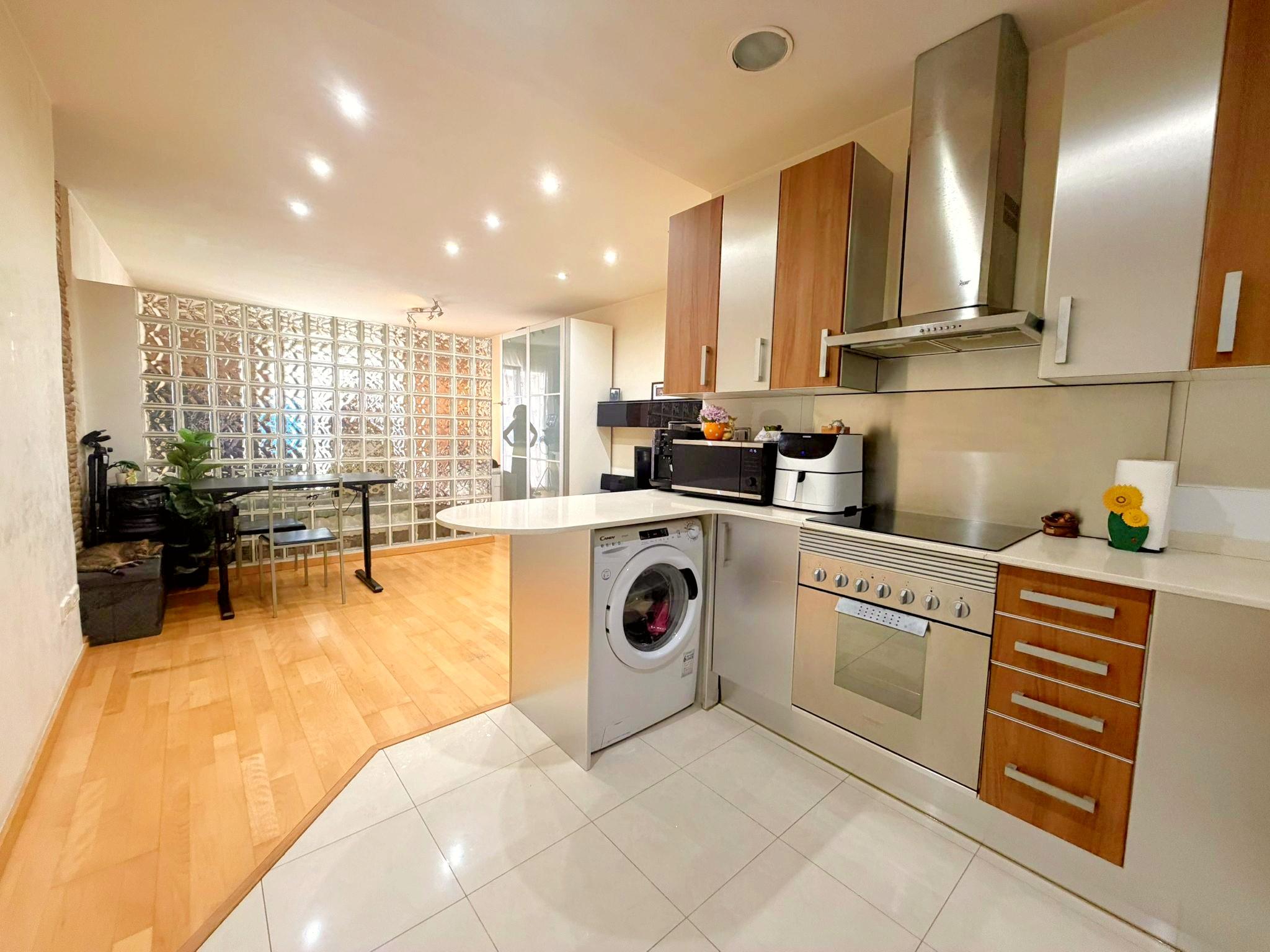 Imagen 6 Piso en venta en Barcelona / Carrer del Carme