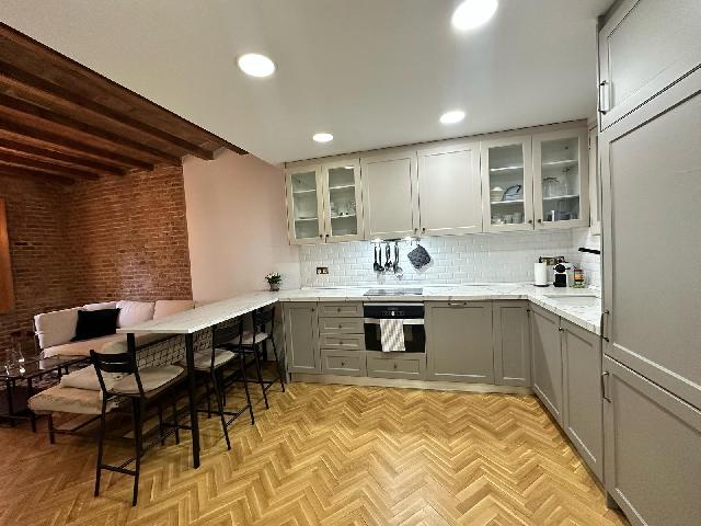 Imagen 3 Inmueble 303529 - Piso en venta en Barcelona / Junto Calle Riera Alta