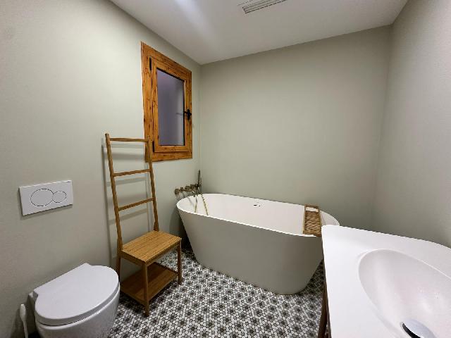 Imagen 10 Inmueble 303529 - Piso en venta en Barcelona / Junto Calle Riera Alta