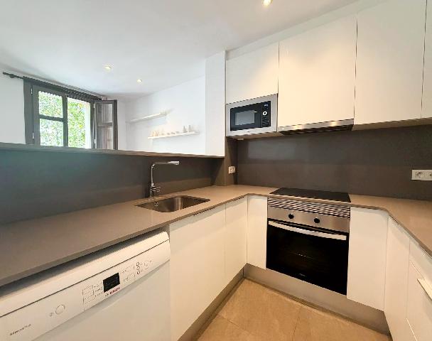 Imagen 4 Inmueble 304027 - Piso en venta en Barcelona / Junto L3 Poble Sec