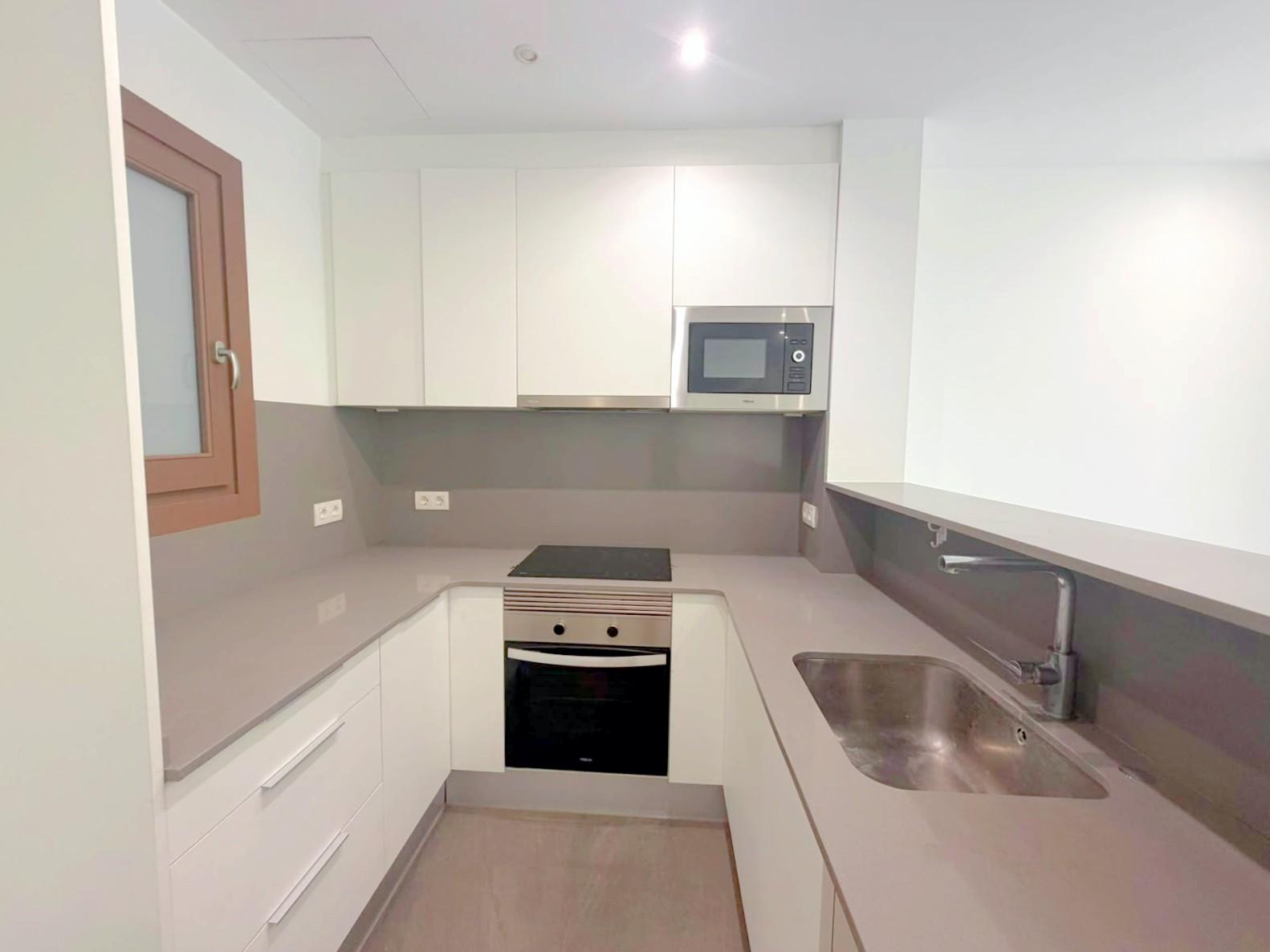 Imagen 10 Piso en venta en Barcelona / Junto L3 Poble Sec