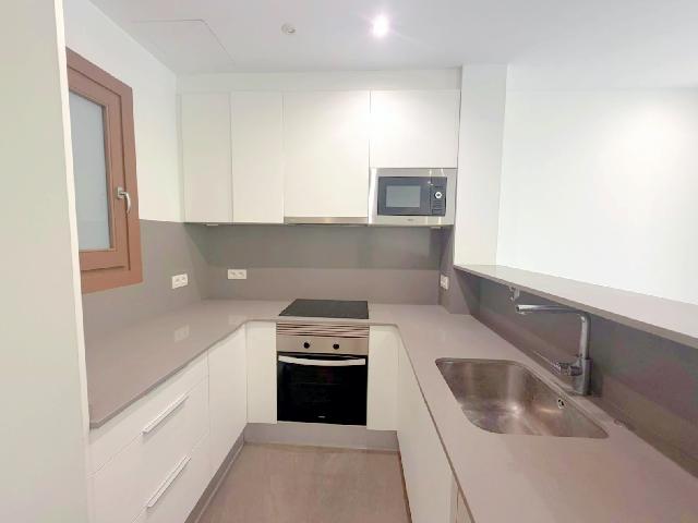 Imagen 10 Inmueble 304028 - Piso en venta en Barcelona / Junto L3 Poble Sec