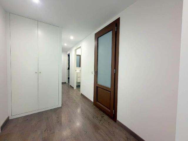 Imagen 12 Inmueble 304028 - Piso en venta en Barcelona / Junto L3 Poble Sec