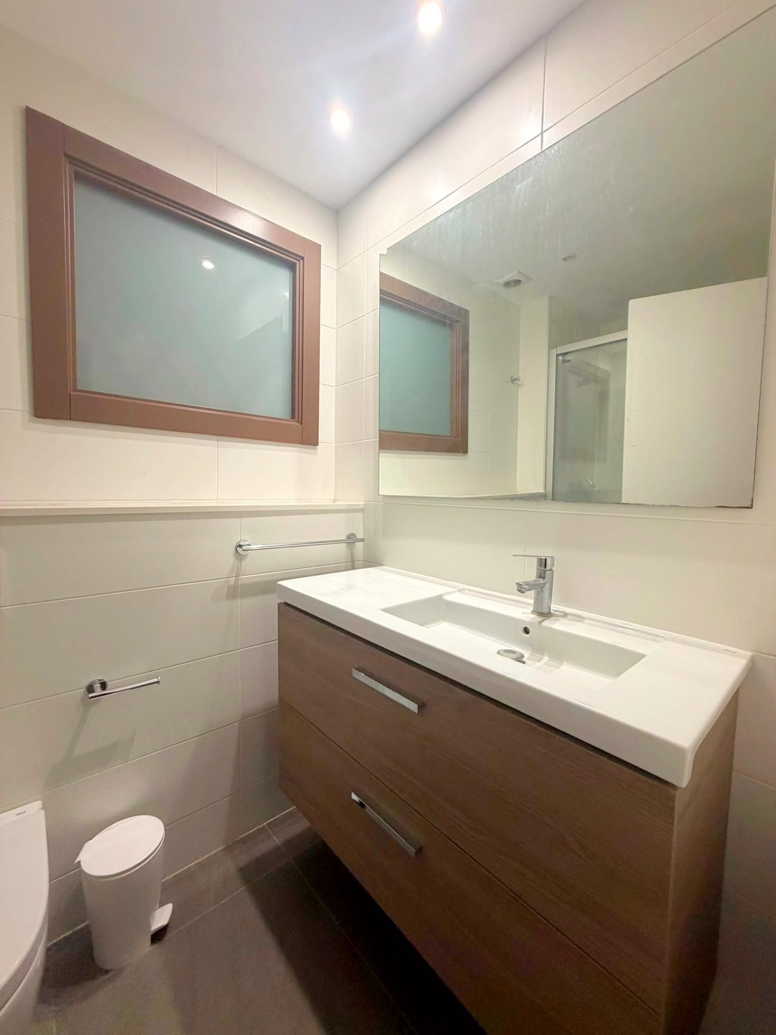 Imagen 5 Piso en venta en Barcelona / Junto L3 Poble Sec