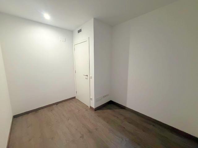Imagen 17 Inmueble 304028 - Piso en venta en Barcelona / Junto L3 Poble Sec
