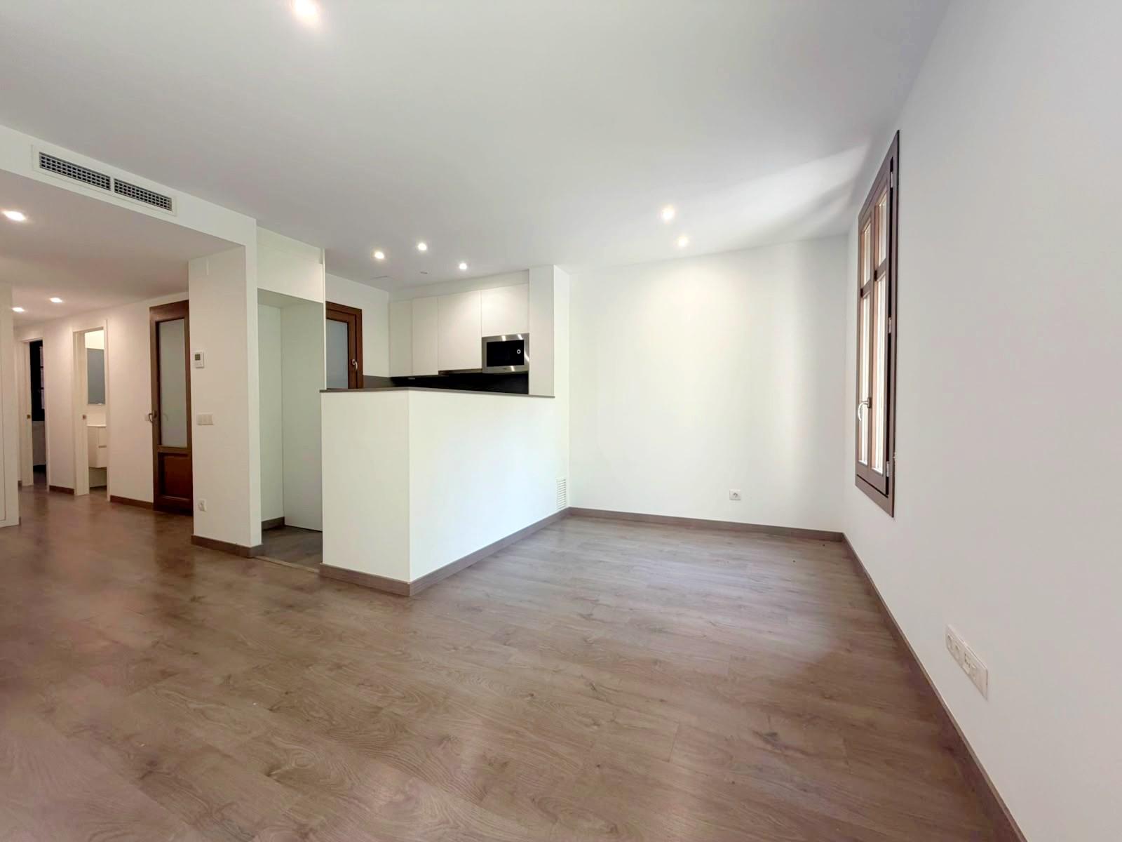 Imagen 8 Piso en venta en Barcelona / Junto L3 Poble Sec