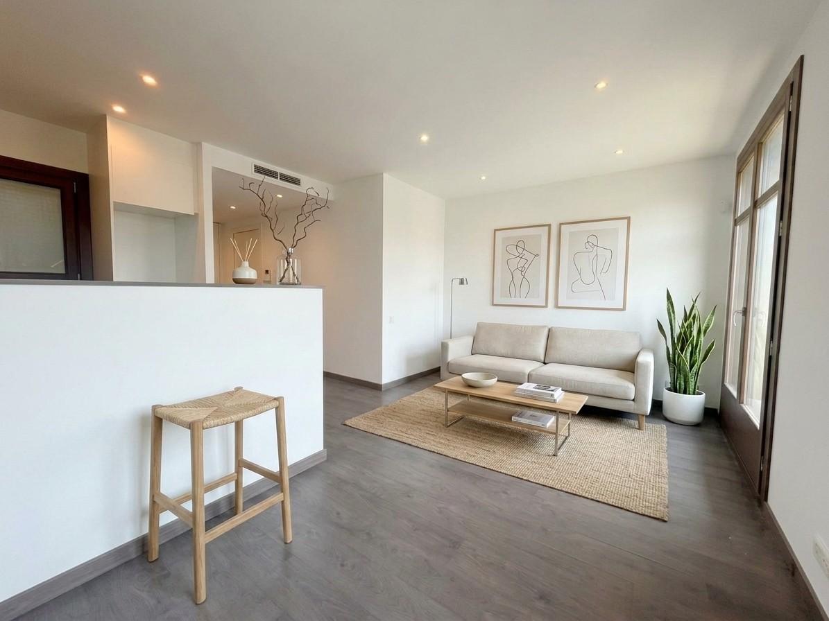 Imagen 21 Piso en venta en Barcelona / Avda. Paral.lel - metro L3 Poble Sec