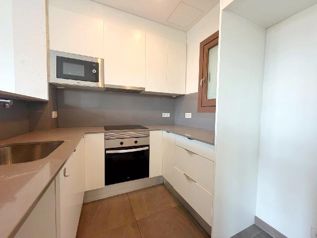 Imagen 11 Inmueble 304029 - Piso en venta en Barcelona / Avda. Paral.lel - metro L3 Poble Sec
