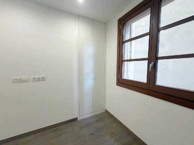 Imagen 21 Inmueble 304030 - Piso en venta en Barcelona / Junto metro L3 Poble Sec