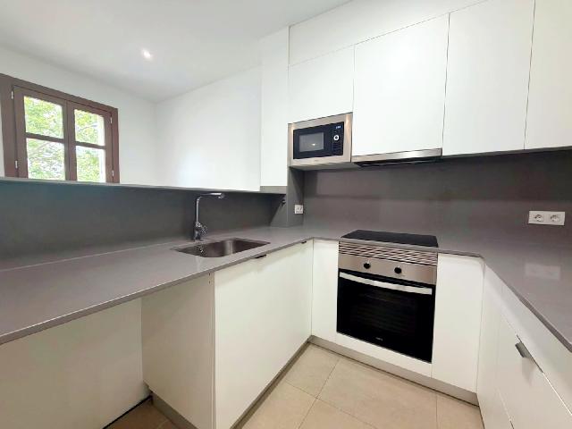 Imagen 3 Inmueble 304030 - Piso en venta en Barcelona / Junto metro L3 Poble Sec