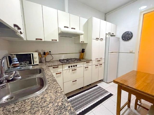 Imagen 10 Inmueble 304797 - Piso en venta en Barcelona / Junto C/ Casanova