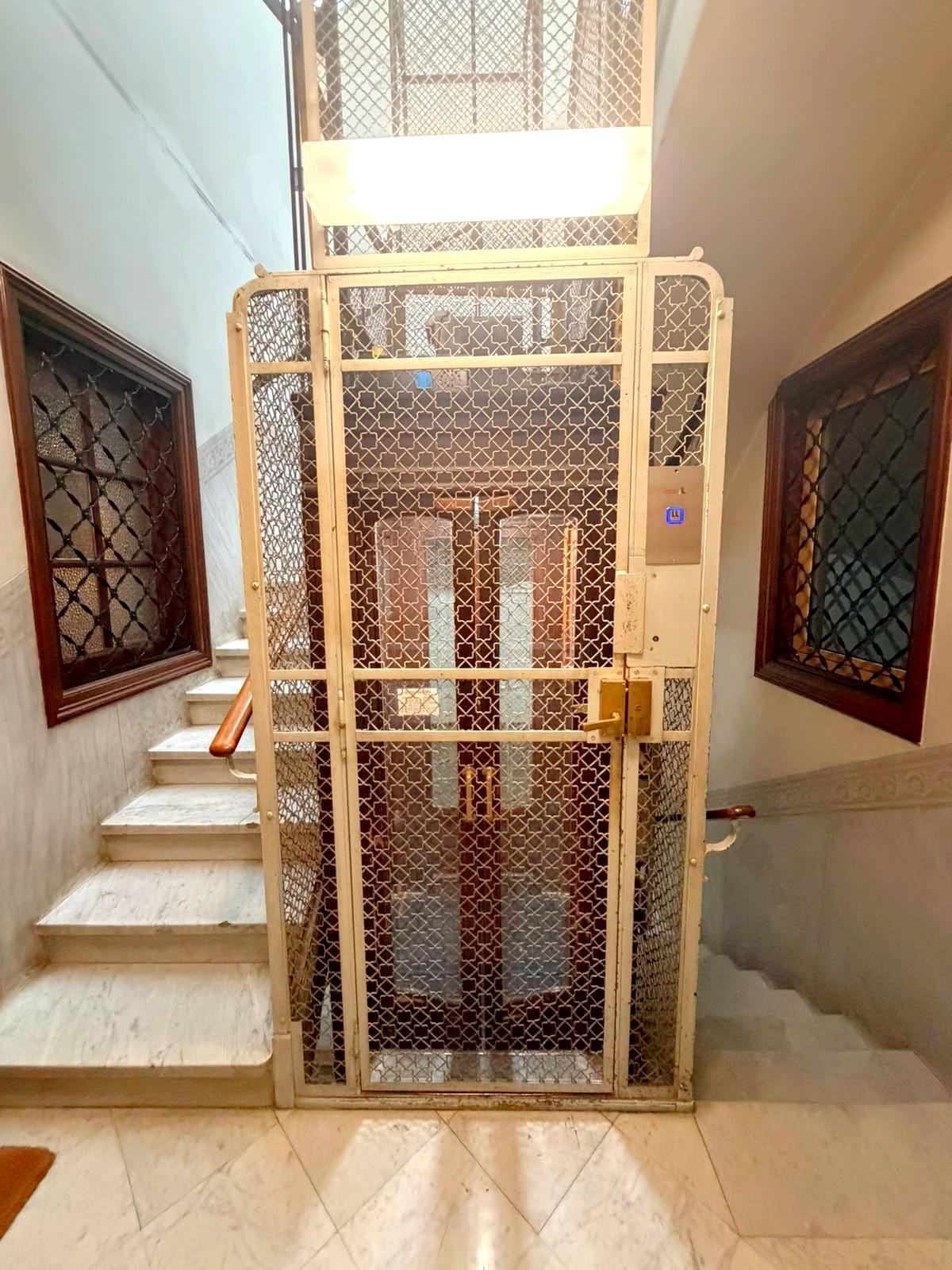 Imagen 27 Piso en venta en Barcelona / Junto C/ Casanova