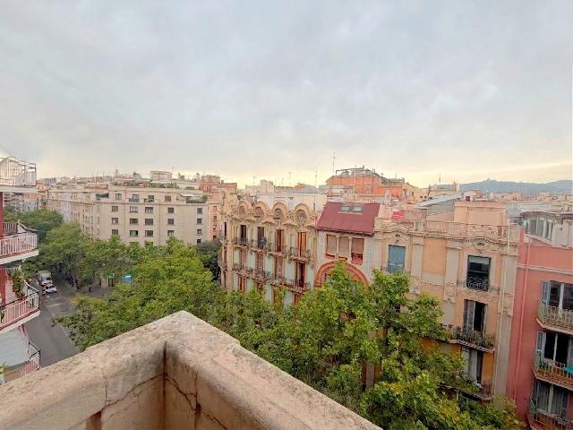 Imagen 9 Inmueble 304797 - Piso en venta en Barcelona / Junto C/ Casanova