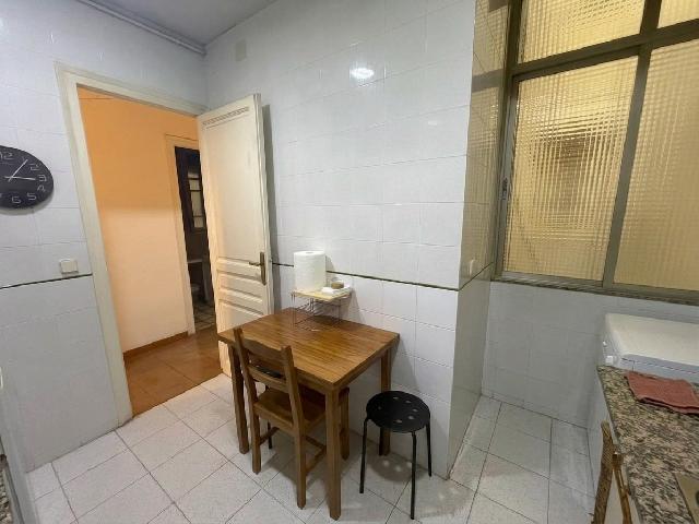 Imagen 14 Inmueble 304797 - Piso en venta en Barcelona / Junto C/ Casanova