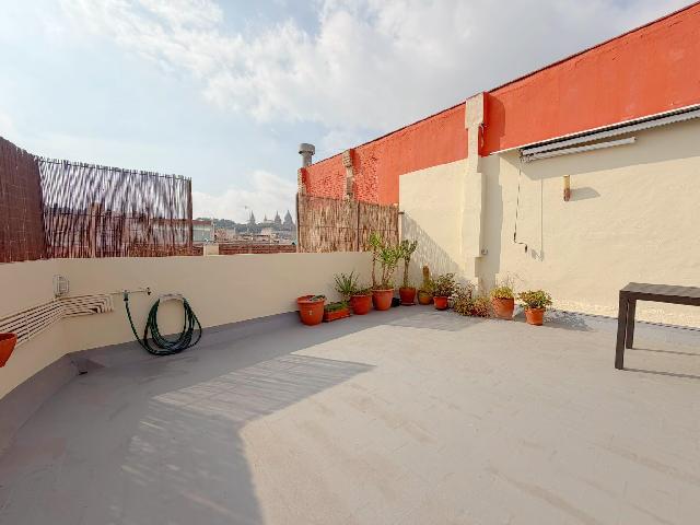 Imagen 17 Inmueble 304887 - Ático en venta en Barcelona / Elkano - Avda. Paral.lel